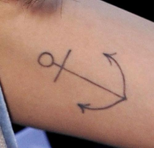 zoe kravitz anchor arm tattoo1